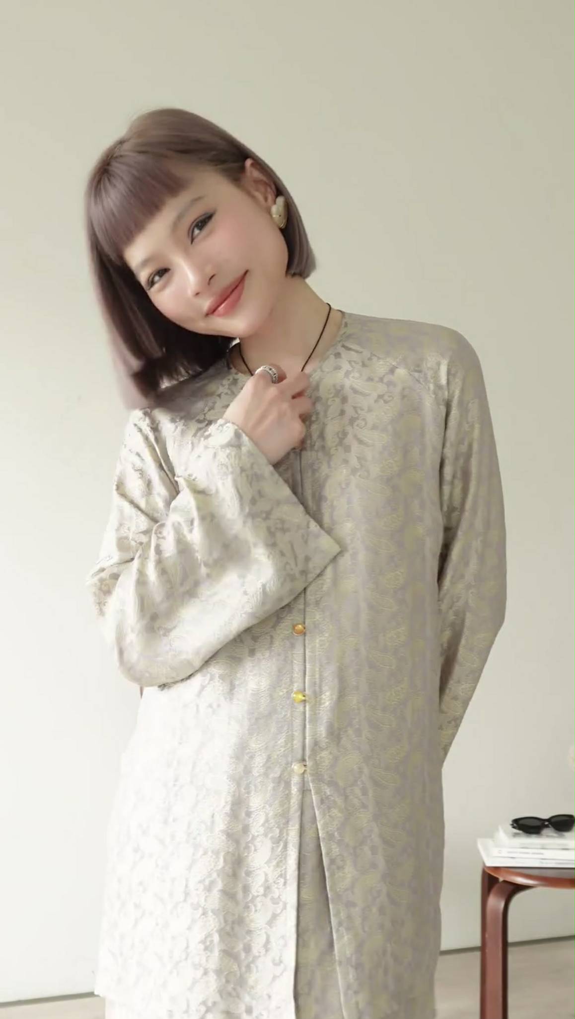 "AN" Ao-Ba-Ba - Wormsilk in Silver/gold pattern