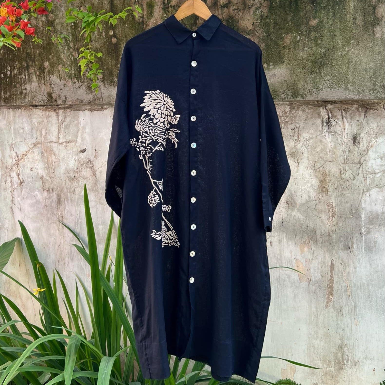 Vietnamese Embroidery - Serenade - Embroidered Linen Dress Shirt - front view in silk in navy blue by Huulala