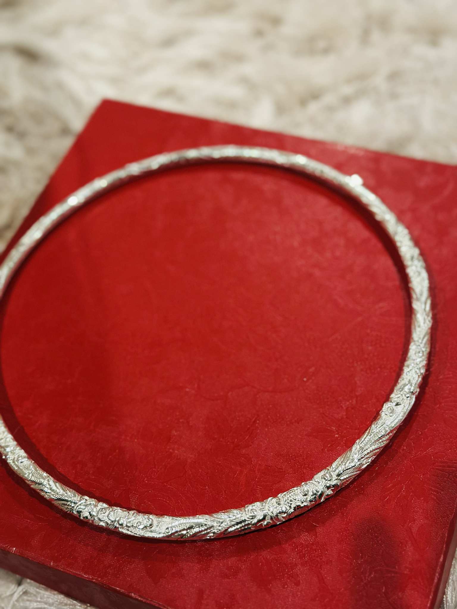 Vietnamese Silver - Mẫu Đơn Vân Torque Necklace in Fine-silver in Peony Pattern - flat lay display in silver by HI de Maison