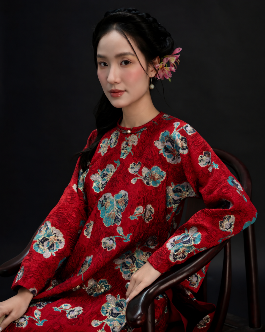“Mẫu Đơn Lục Bảo” Ao-dai Set – 5-panel in Crimson Red & Emerald Green Brocade