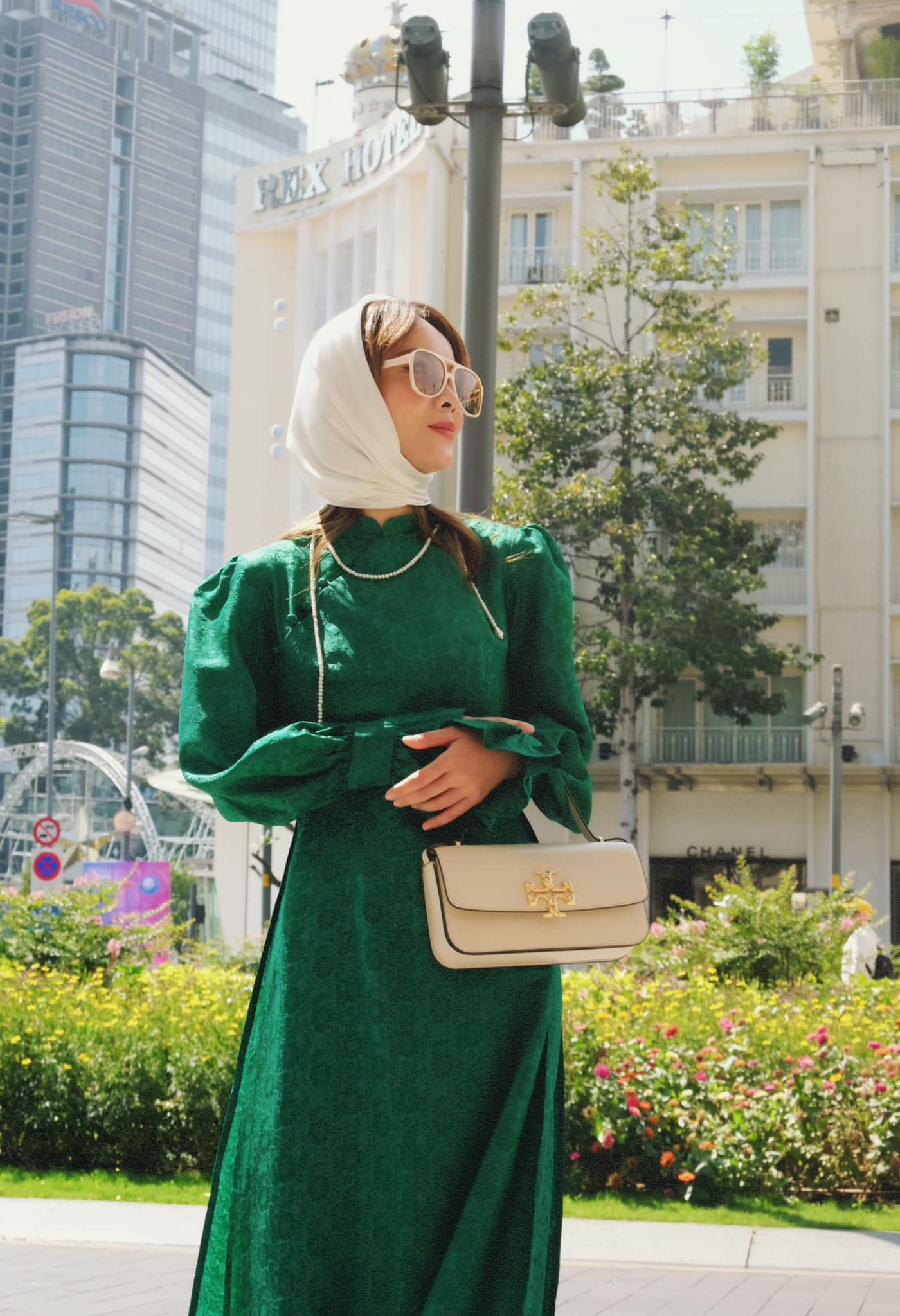 "Green Tang Bong Ao Dai Set by SY Design, 100% silk with puff sleeves, traditional Vietnamese dress"