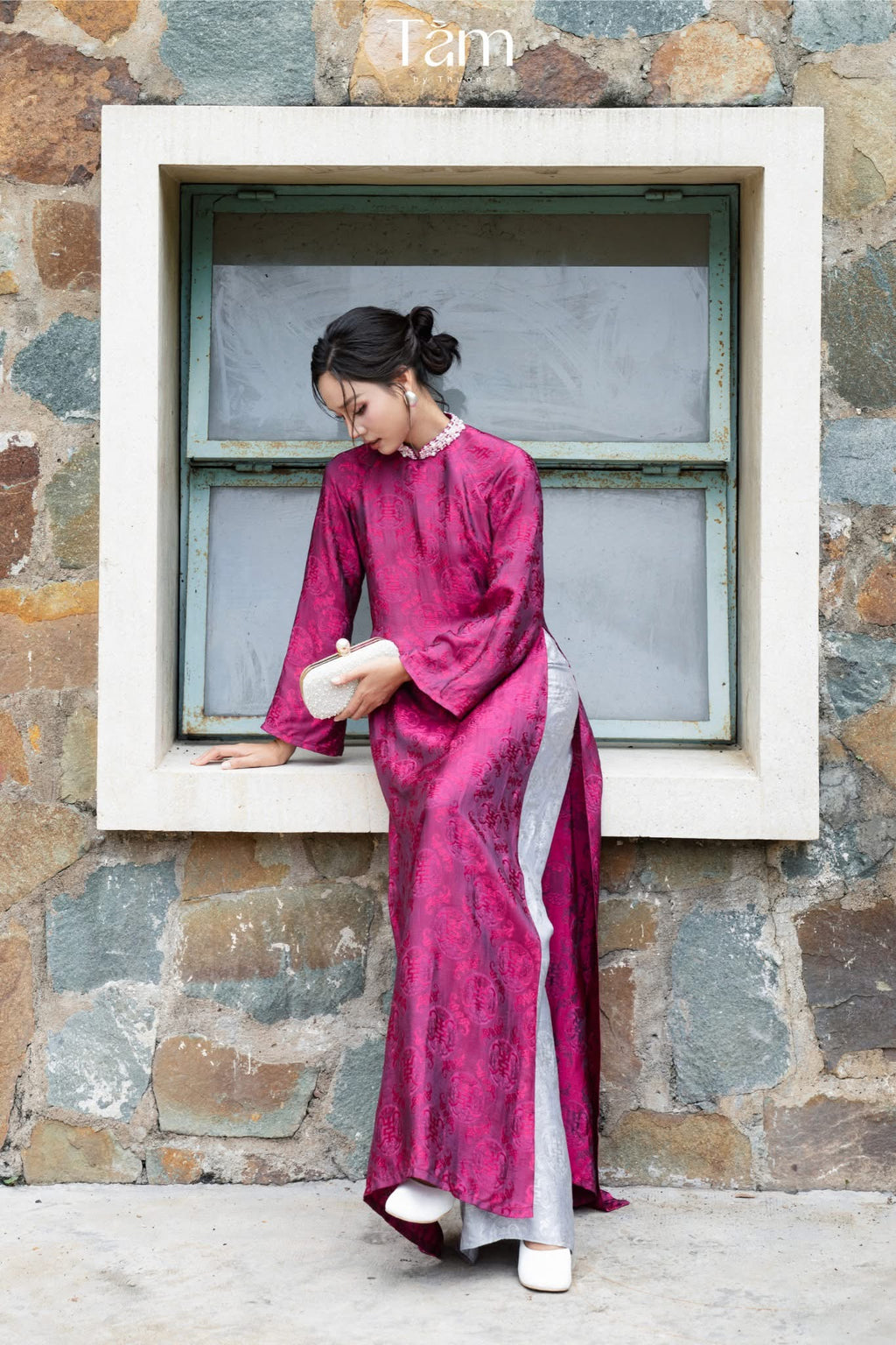 "Dao Đài " - Wormsilk Modern Ao Dai Set with beaded Collar in Deep Magenta