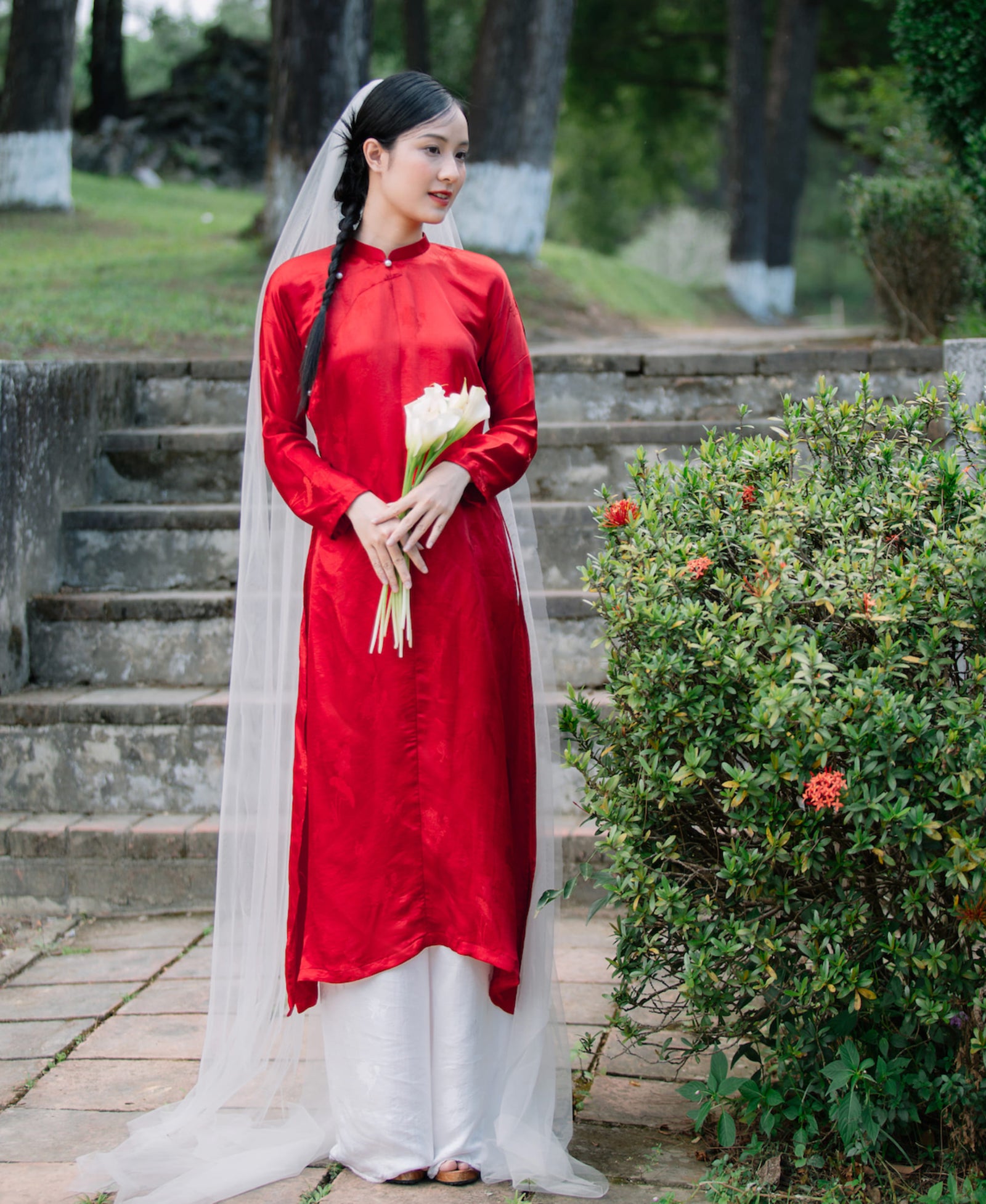 Vietnamese Ao Dai - Ngu Than Ao Dai set - Silkworm Silk in Red [Traditional cut] - front view in red by Moc