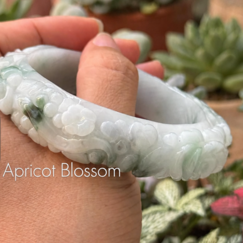 “Jade Garden of Harmony” – Hand-Carved Natural Jadeite Bangle