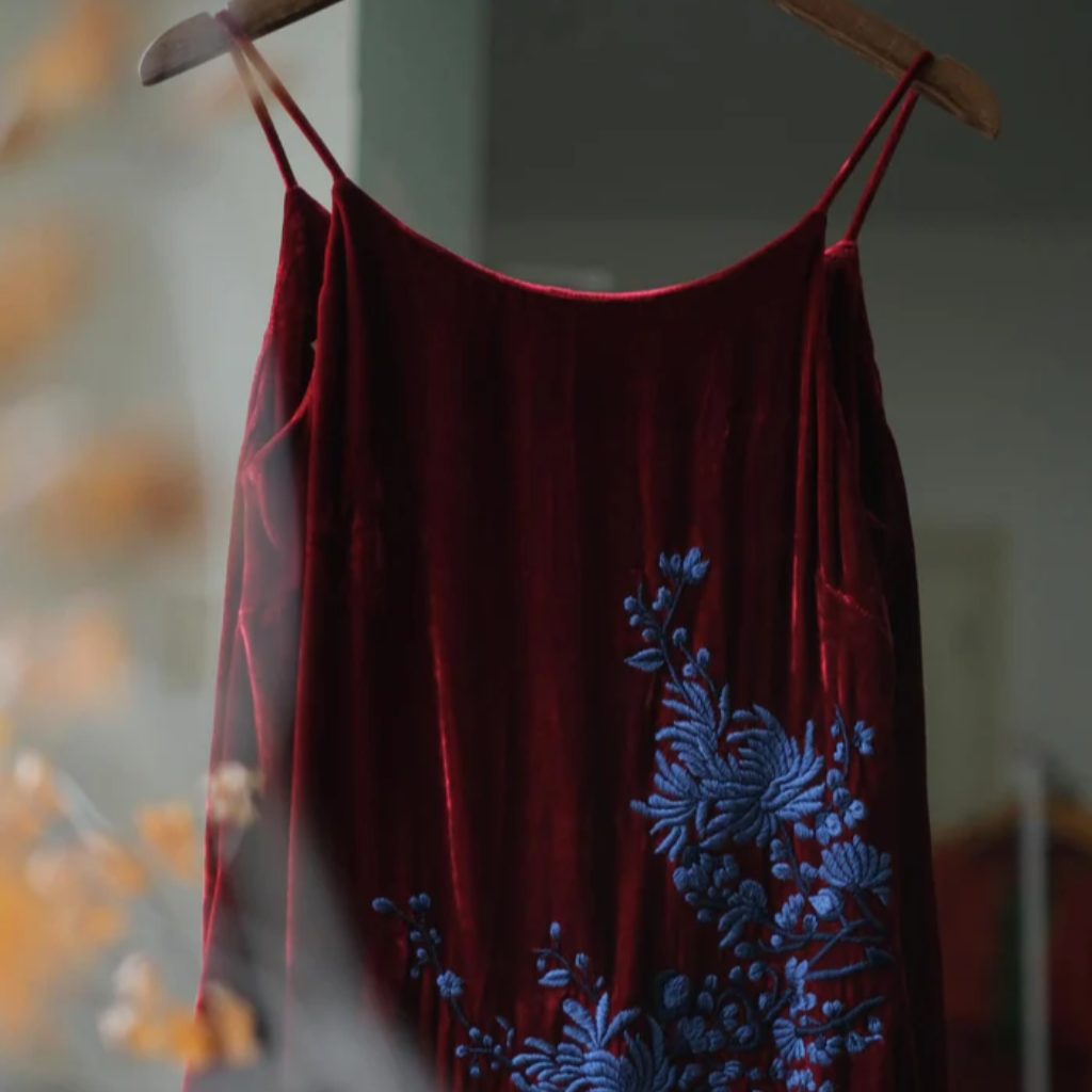 Vietnamese Embroidery - Rumi - Embroidered Suede dress - detail close-up in velvet in red by Huulala