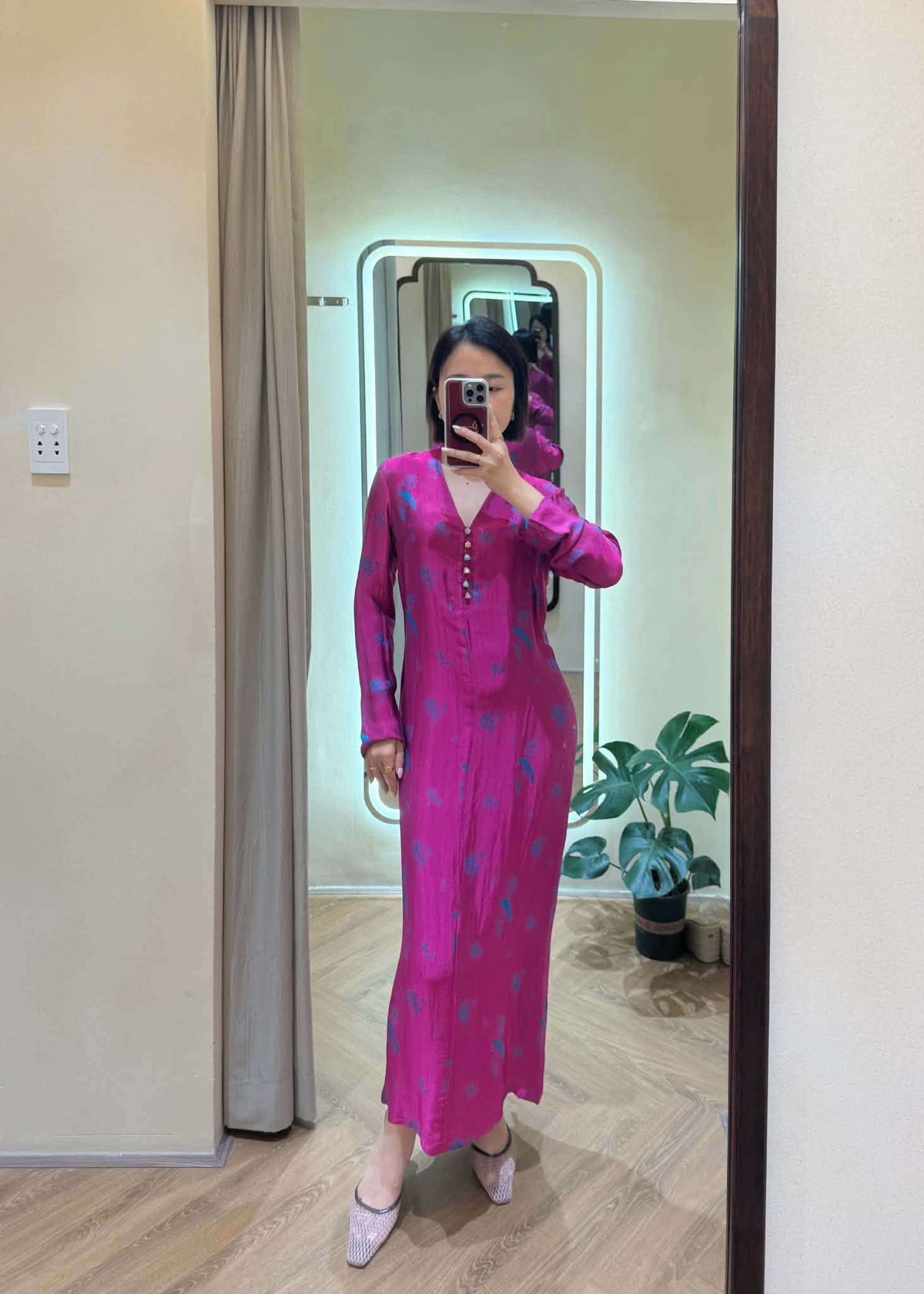 “Tu Nghi” Dress – Reversed Wormsilk Satin in Fuchsia
