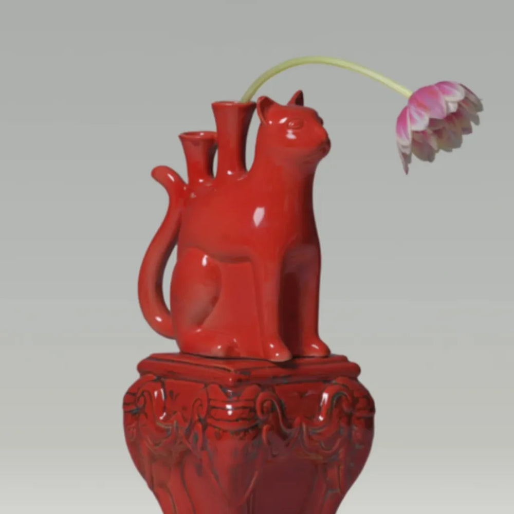 Banner image for the "Home Decory " section of the website (mobile). a oriental handmade vase in red 