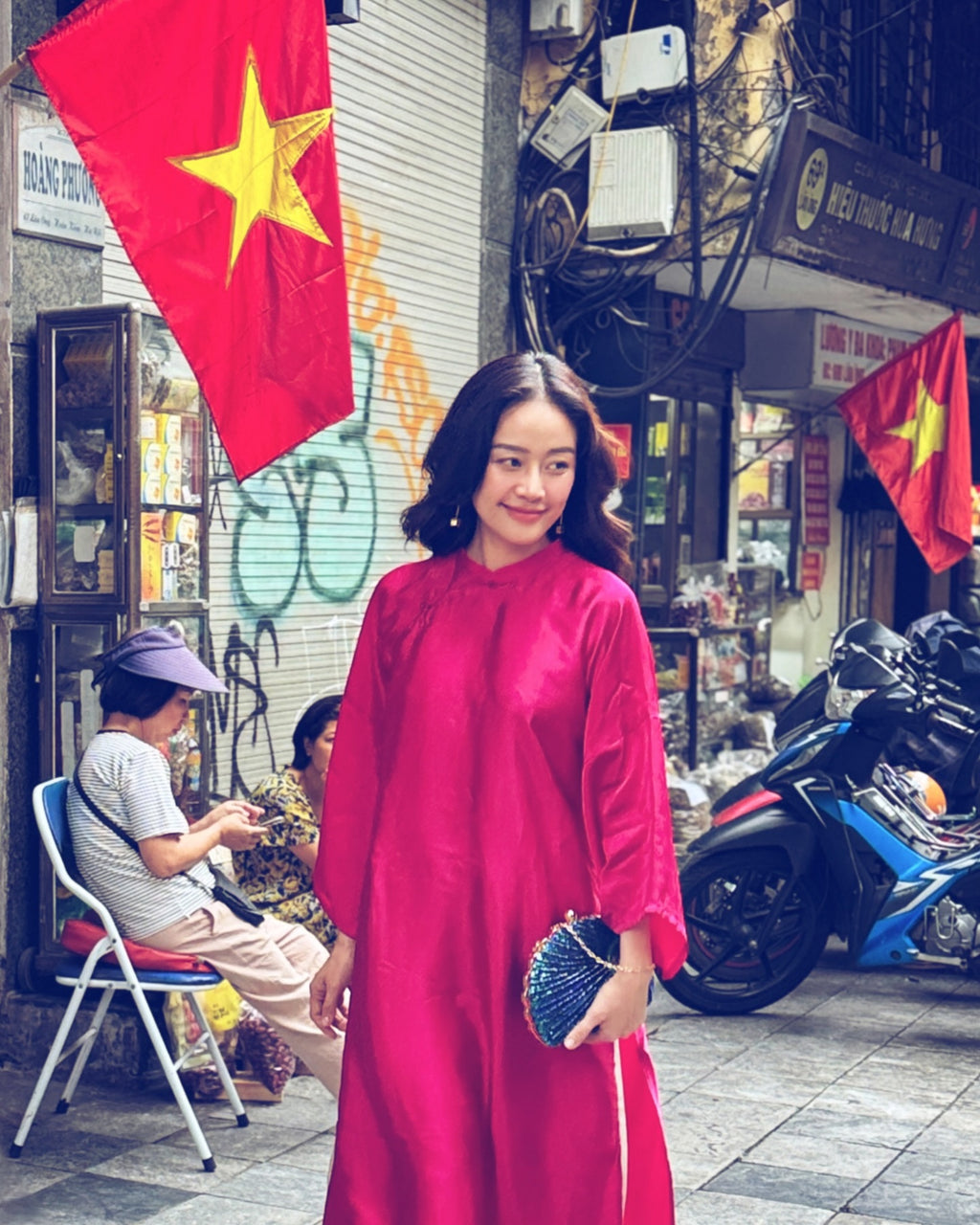 "The Satin Poetry" Ao-dai Set - Premium Satin in Fuschia