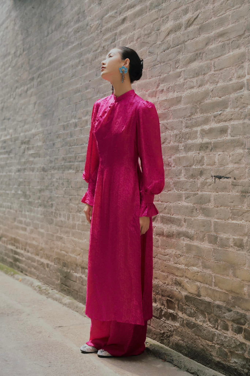 Vietnamese Ao Dai - Tang Bong Ao Dai Set - Wormsilk with Puff Sleeve - side profile in fuchsia by SY Design