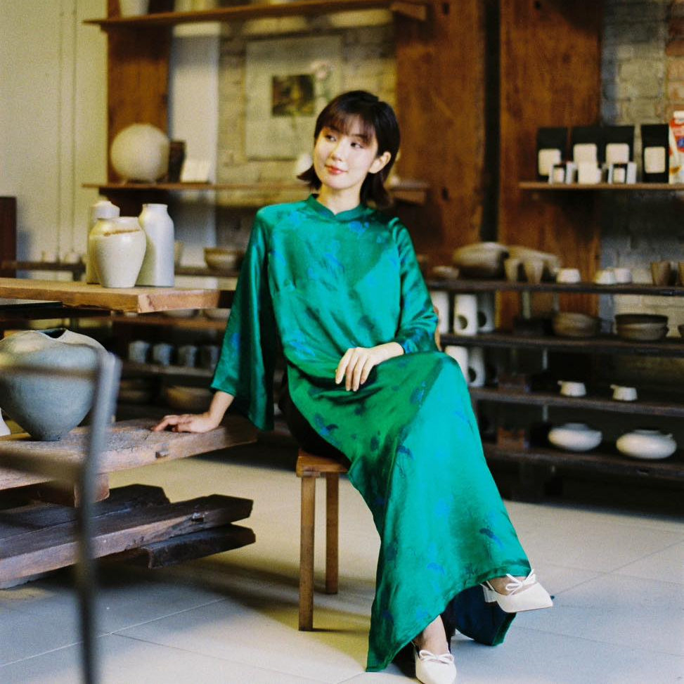 Vietnamese Ao Dai - Lien Hoa Ao Dai set - Silkworm Silk in Green [Traditional cut] - styled presentation in green by Moc