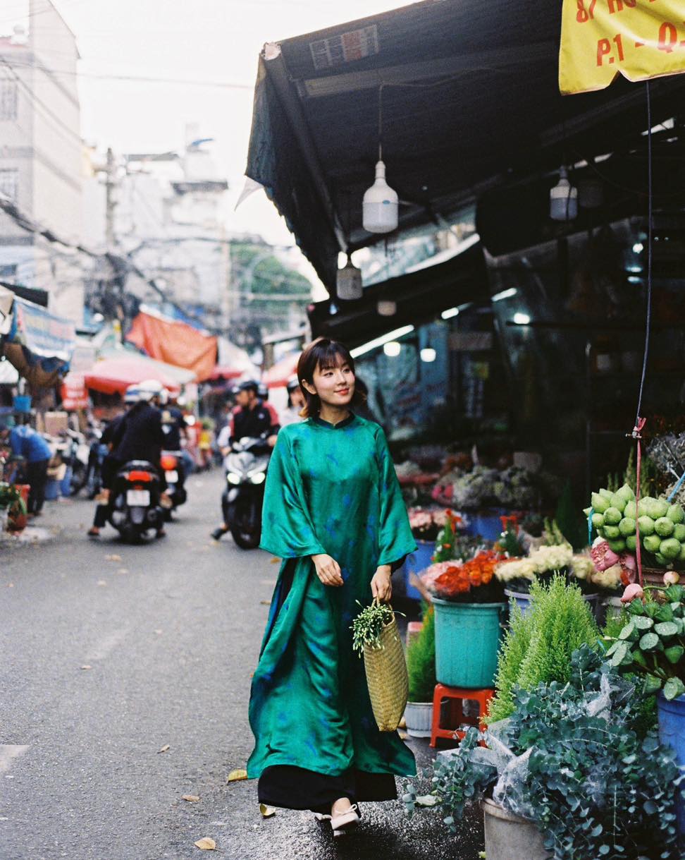 Vietnamese Ao Dai - Lien Hoa Ao Dai set - Silkworm Silk in Green [Traditional cut] - styled presentation in green by Moc