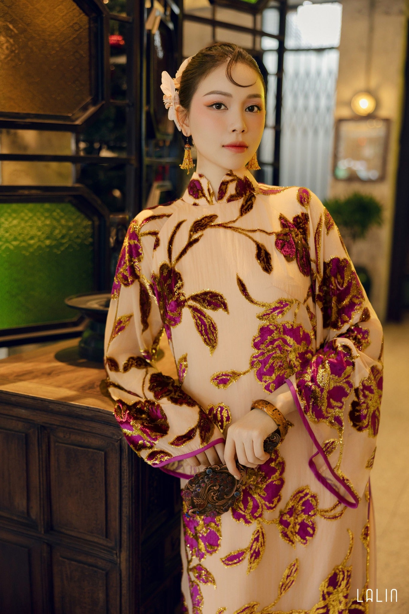 "Huỳnh Chi Áo Dài Set in violet with floral embroidery, traditional Vietnamese dress by Lalin."