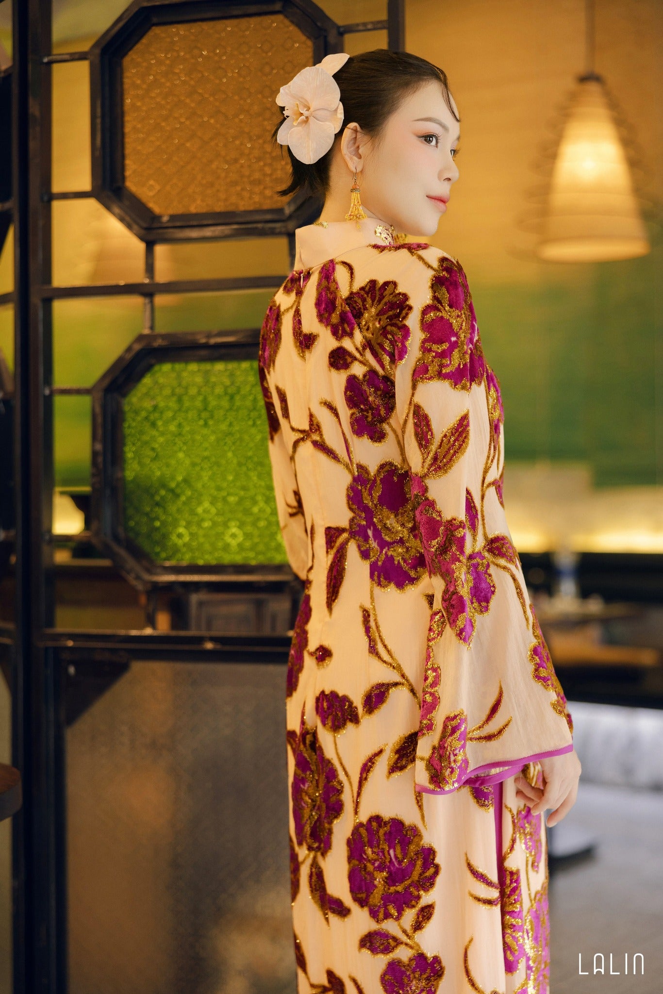 "Huỳnh Chi Áo Dài Set in violet with floral embroidery, traditional Vietnamese dress by Lalin."