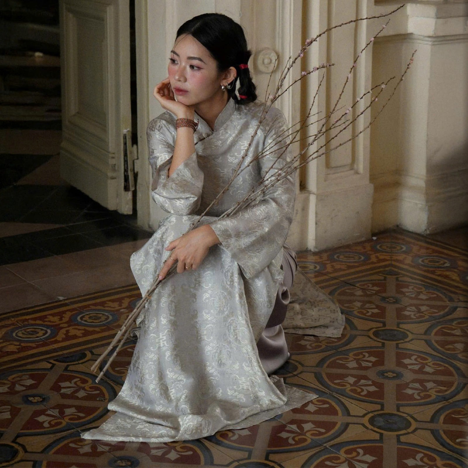 “Bạch Ngọc” - Wormsilk Ao Dai Set in Ivory Grey - styled presentation by Huyen Collection
