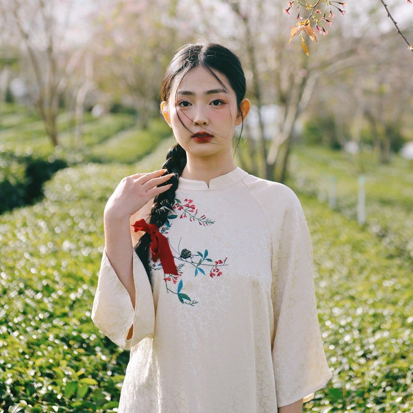 Vietnamese Embroidery - Ho Diep – Embroidered Áo Dài Set in Cream [Modern cut] - front view in silk in white by Moc