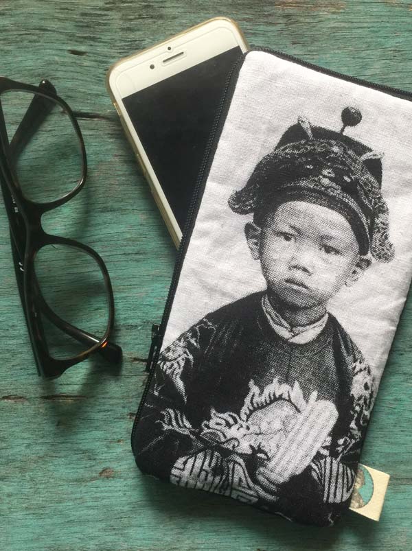 "Empereur D'Annam small pouch by Bat-trang, black and white with Vietnamese cultural design"