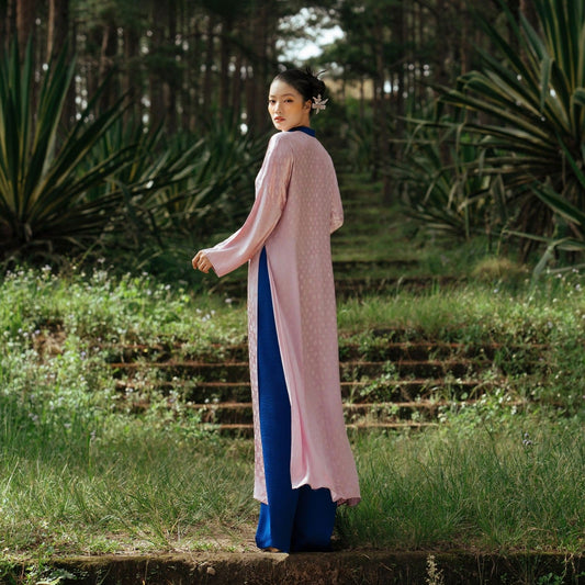"Y Phuong" - Luxury Limited Edition - Ao dai Set in Light Link