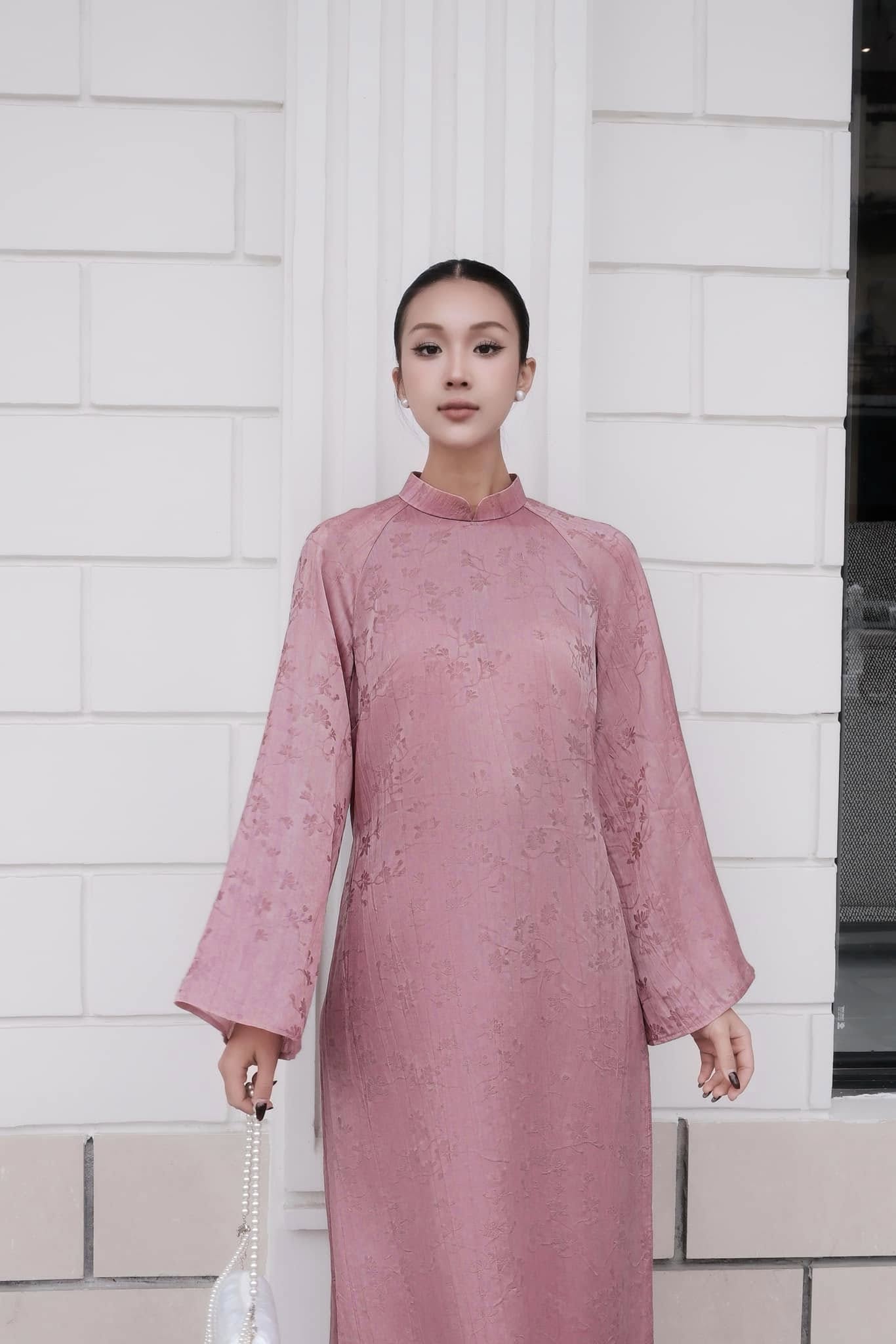 Vietnamese Ao Dai - Nhu Khue - Premium Natural Silk Ao dai Set - front view in pink by Nam Phuong Y