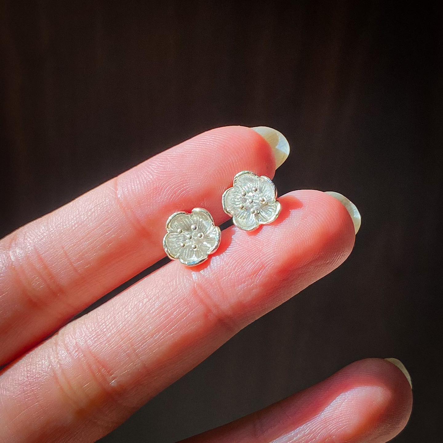 Vietnamese Silver - Nhất Chi Mai Earrings – The Eternal Apricot Blossom - detail close-up in silver by HI de Maison
