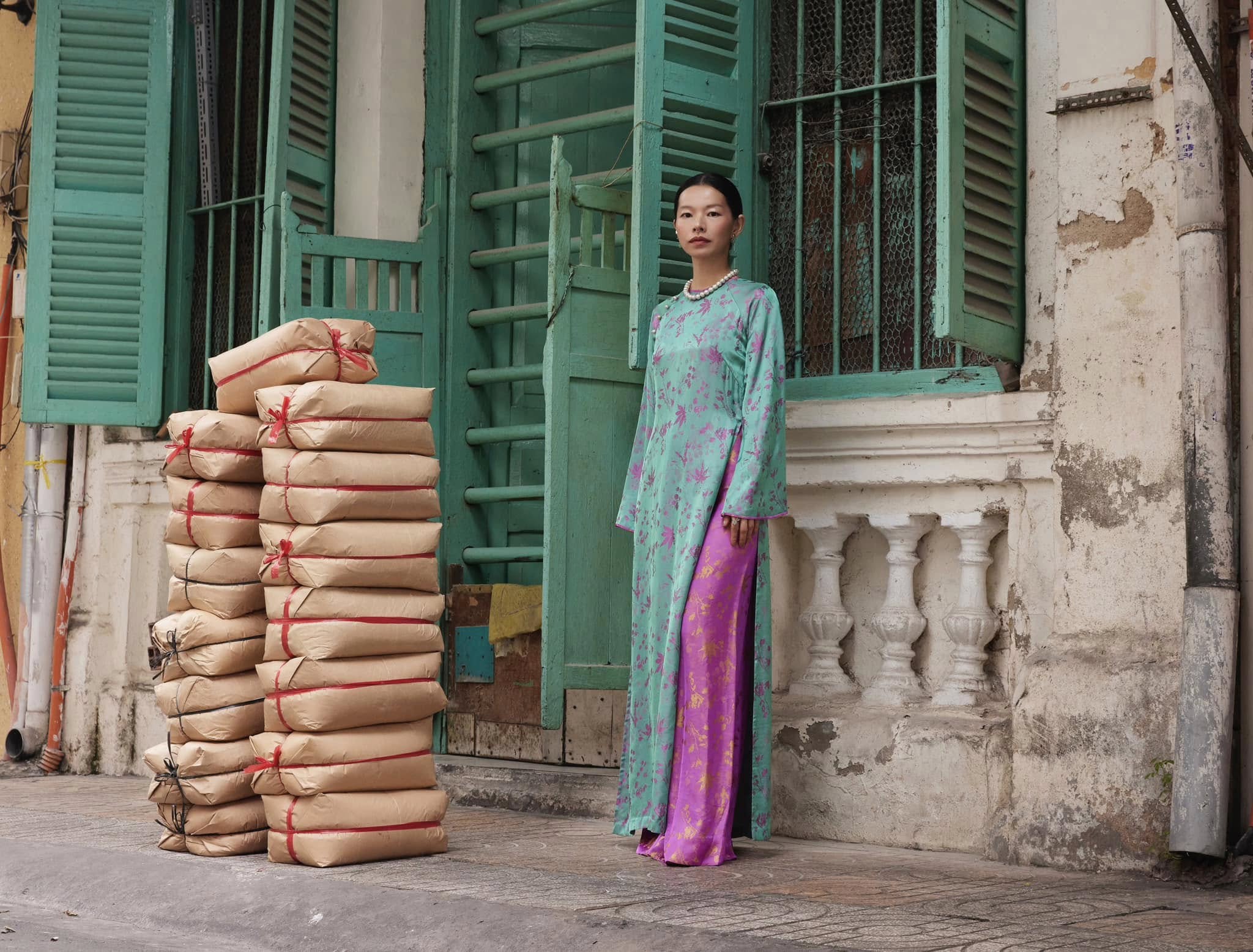 “Sông Sắc” – Premium Brocade Silk Áo Dài Set - side angle showing silhouette and fit by Lo Boutique at L'Orient Haus
