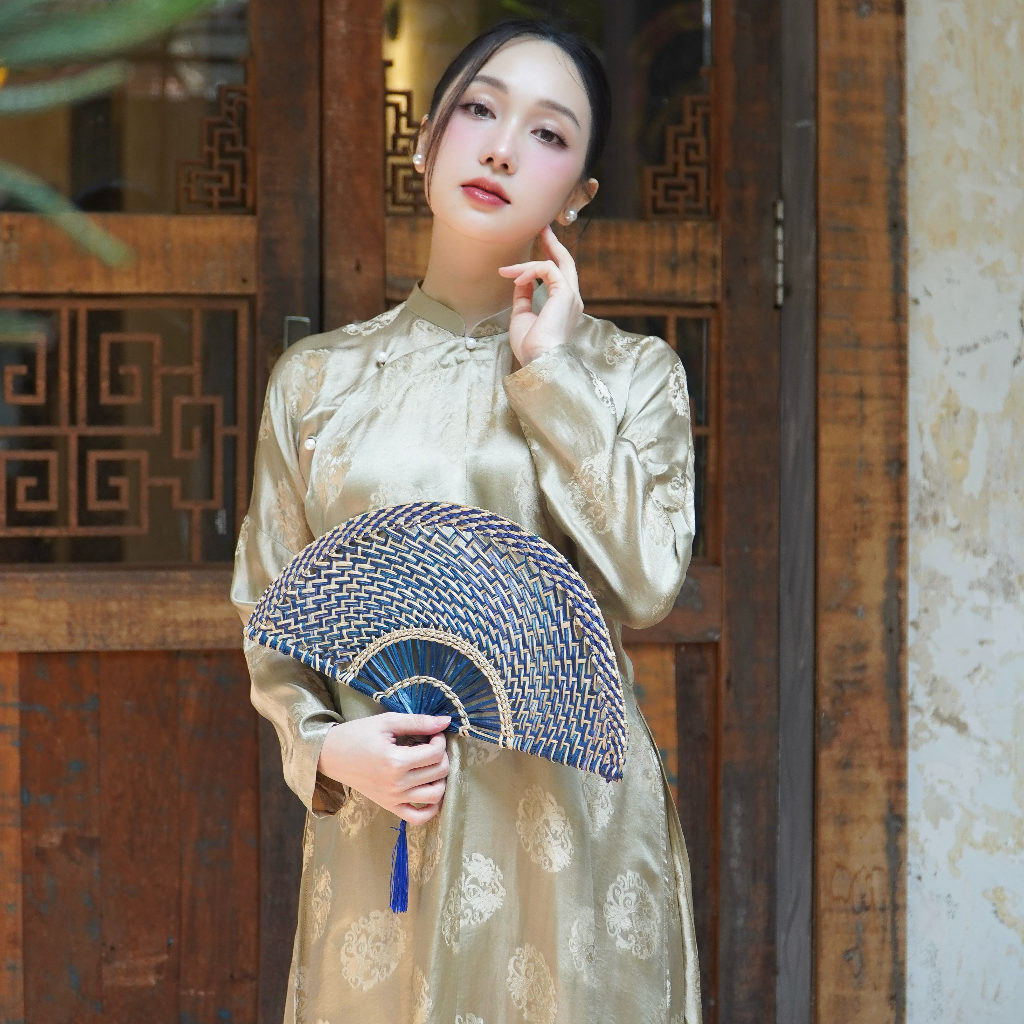 Vietnamese Ao Dai - Nguyệt Liên Ao Dai set - Wormsilk 5-panel design in Clay [Traditional cut] - front view in gold by Moc