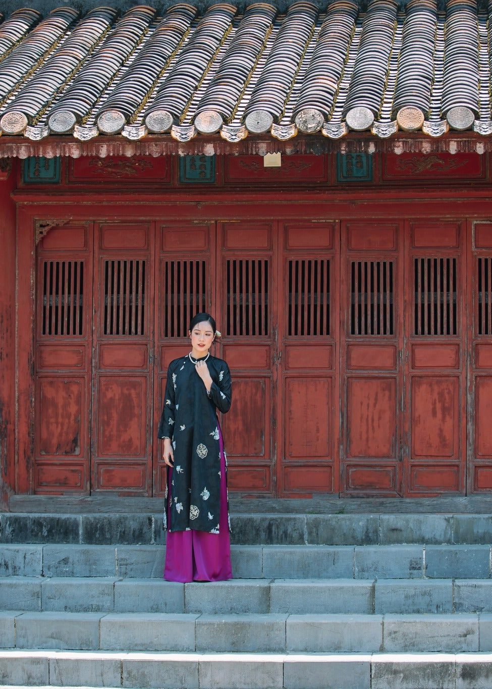 Huyen Dinh Ao Dai set - Embroidery on viscose in black [Traditional cut] - front view by Moc