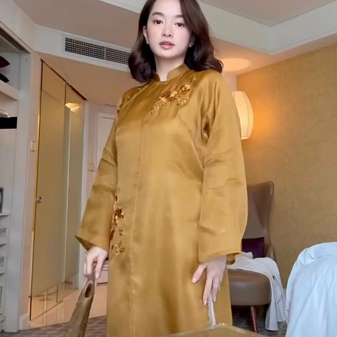 Golden Grace Ao Dai Set – Hand-Embroidered Luxury Soft Organza double layer - front view by Lo Boutique