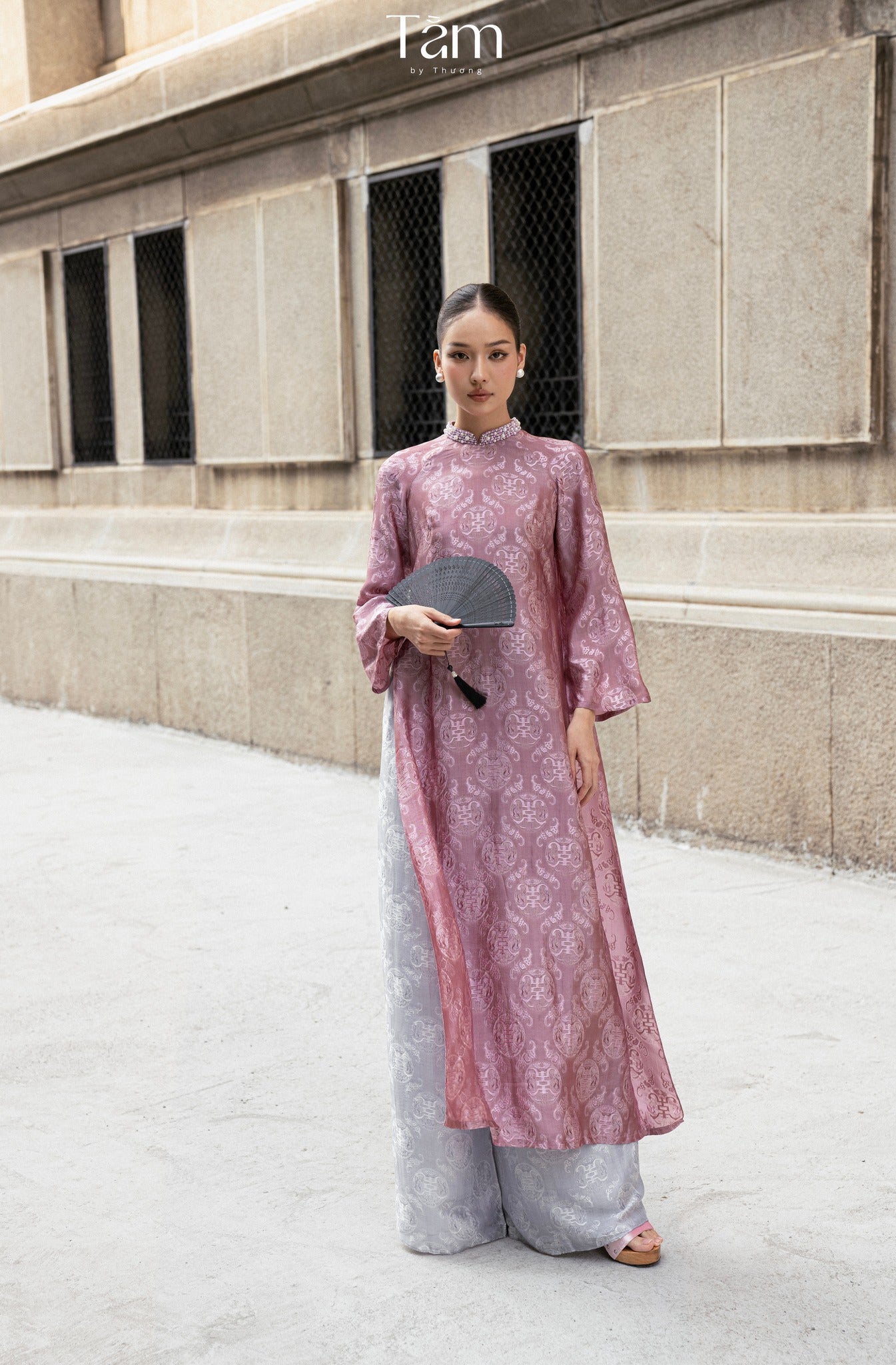 Vietnamese Ao Dai - Dao Đài - Wormsilk Modern Ao Dai Set with beaded Collar in Mauve pink - front view in pink by Tam