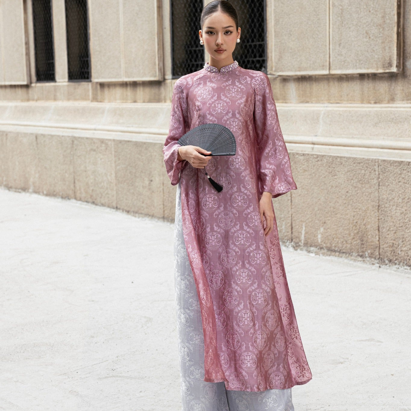 "Dao Đài " - Wormsilk Modern Ao Dai Set with beaded Collar in Mauve pink