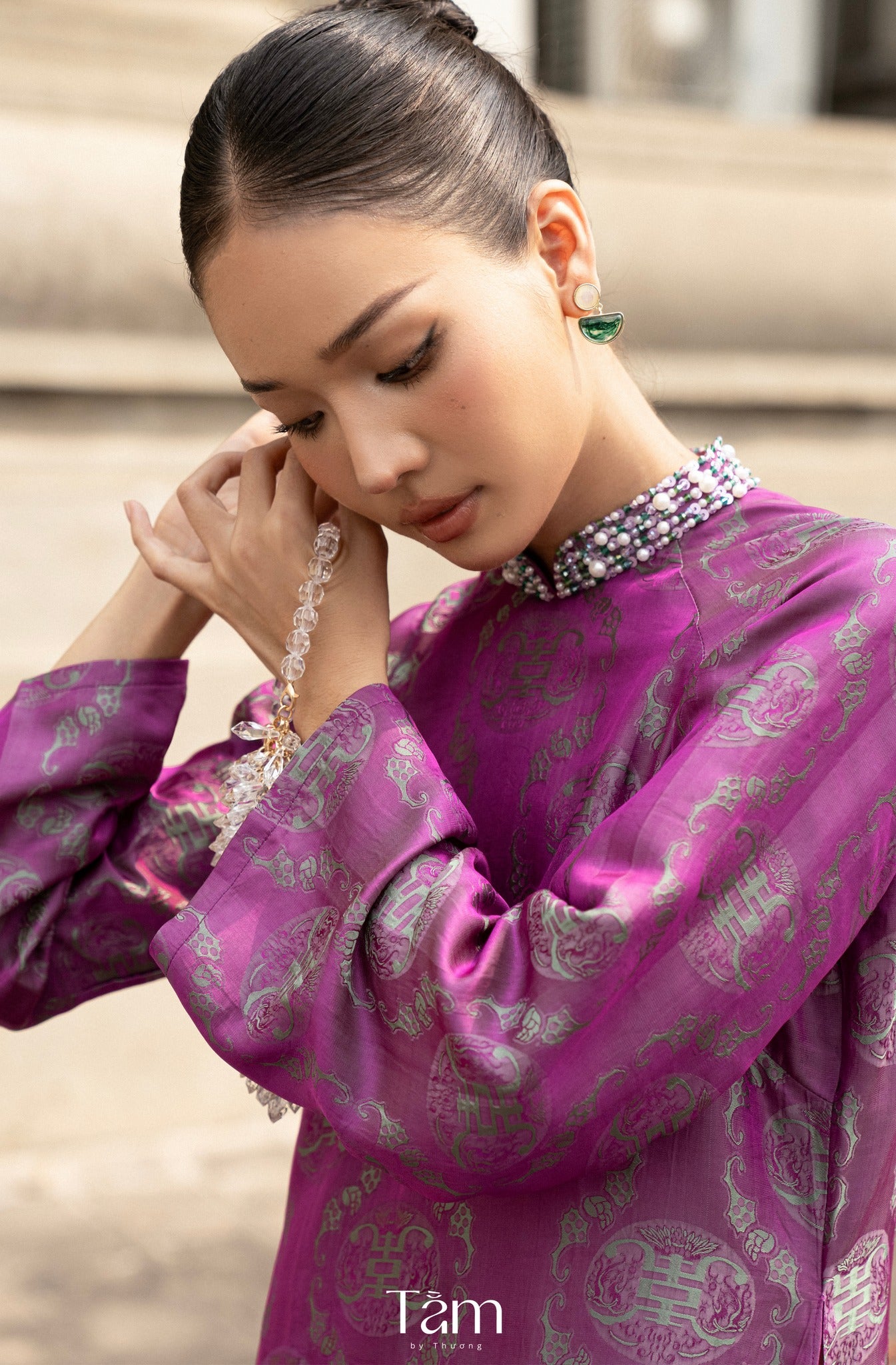 Vietnamese Ao Dai - Dao Dai - Wormsilk Modern Ao Dai Set with beaded Collar in Wine pink - front view in purple by Tam