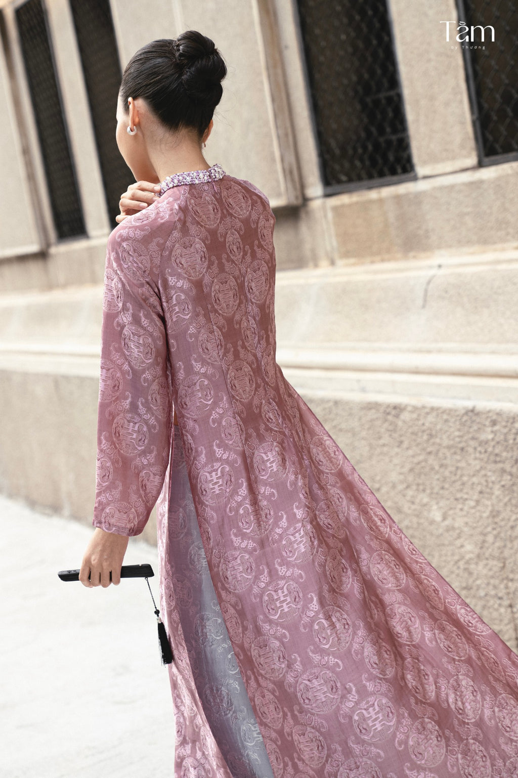 "Dao Đài " - Wormsilk Modern Ao Dai Set with beaded Collar in Mauve pink