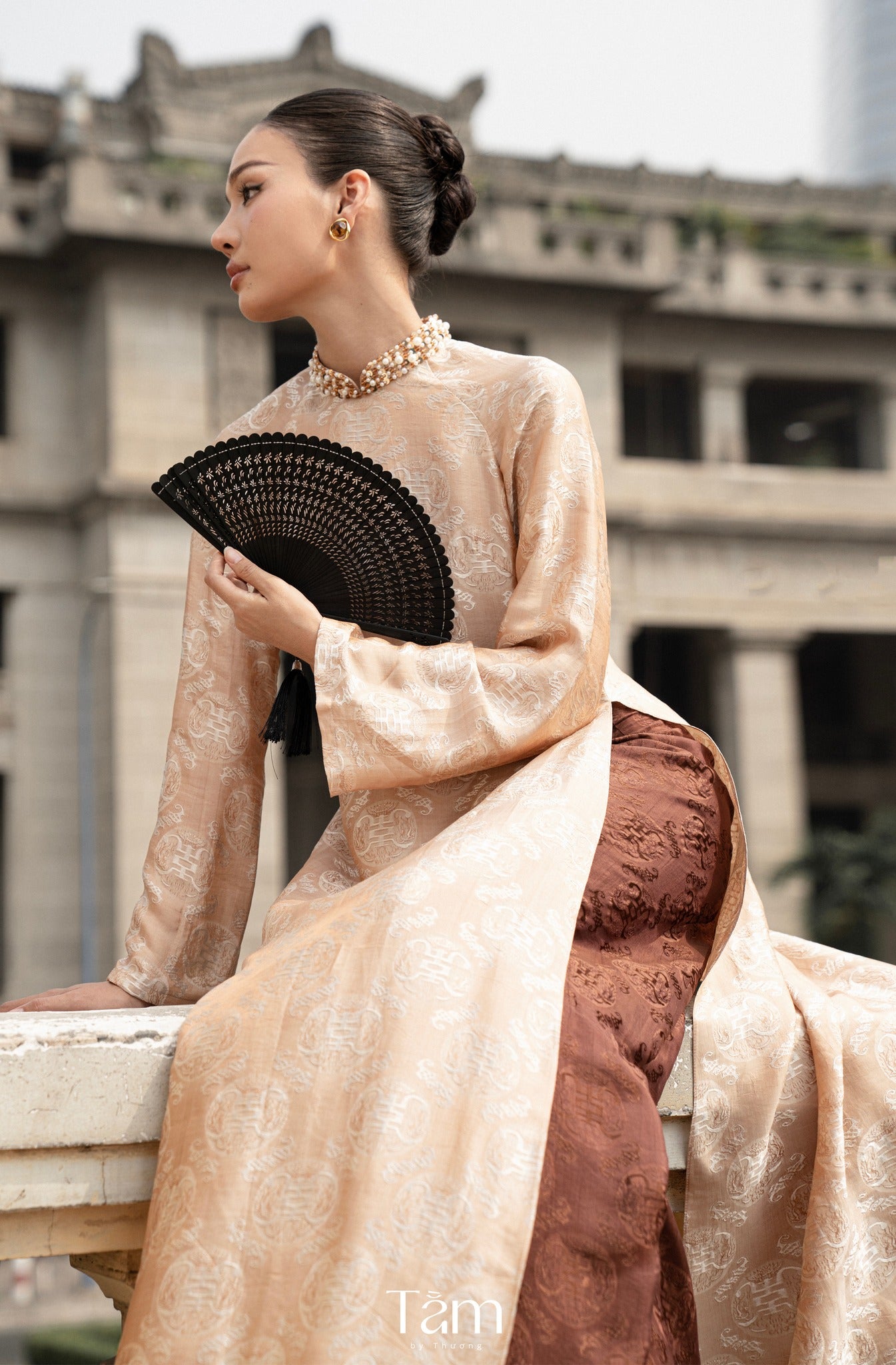 "Dao Dai" - Wormsilk Modern Ao Dai Set with beaded Collar in Espresso