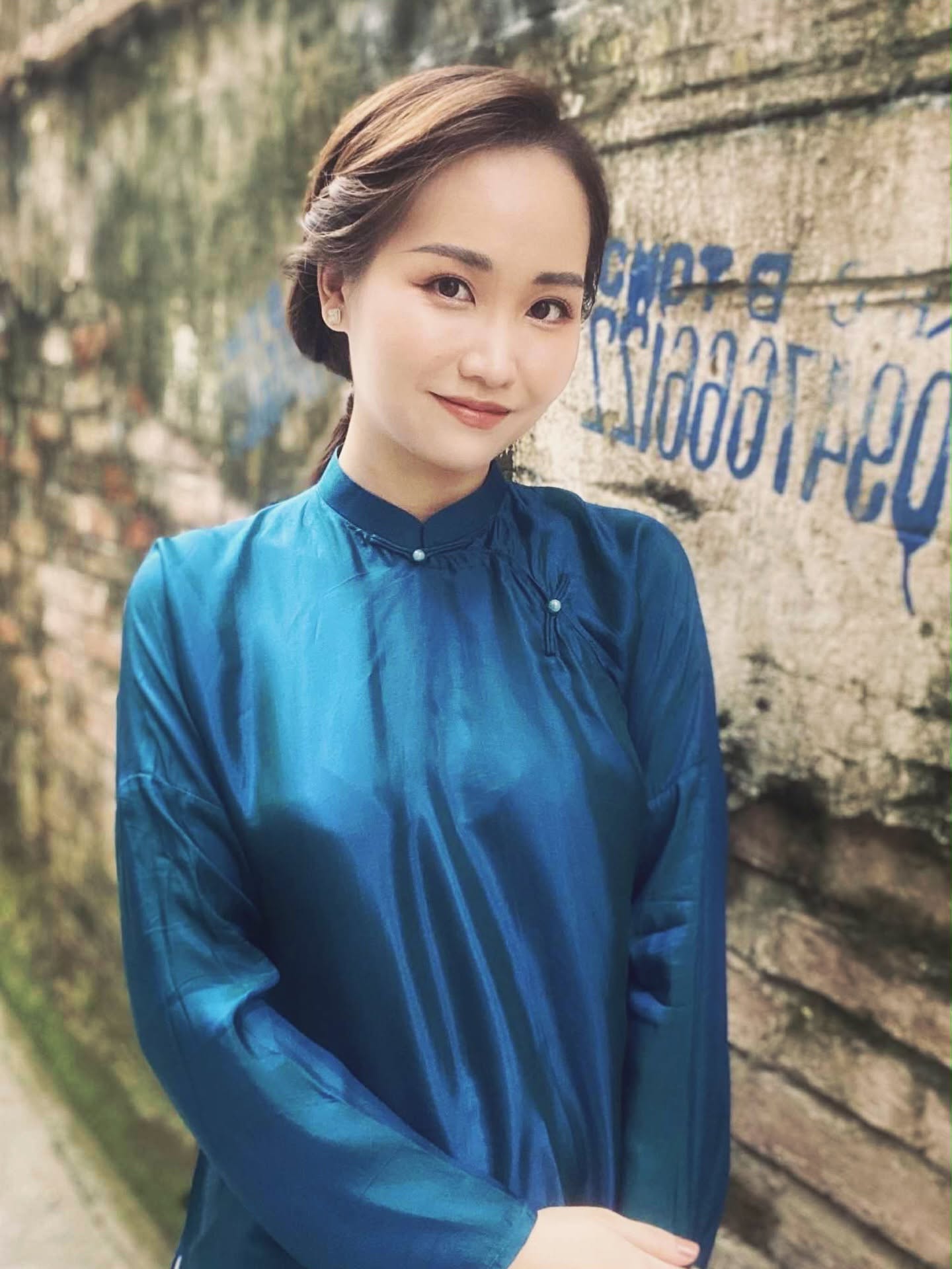 "The Satin Poetry" Ao-dai Set - Premium Satin in Teal