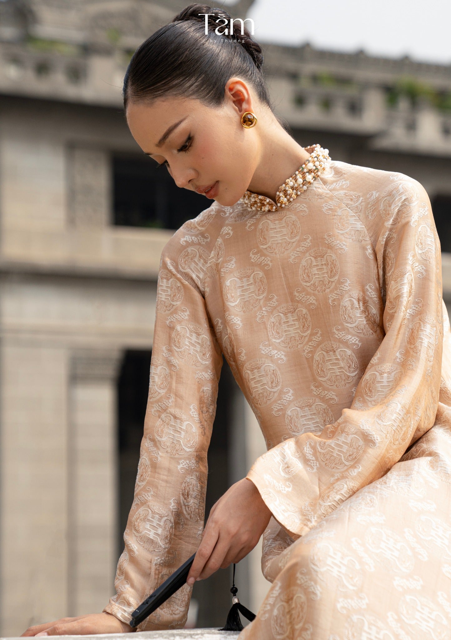"Dao Dai" - Wormsilk Modern Ao Dai Set with beaded Collar in Espresso