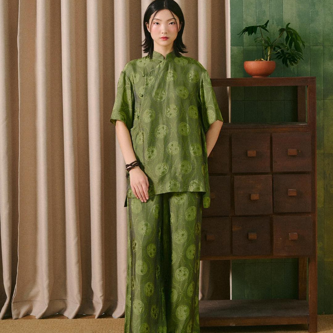 Vietnamese Embroidery - Luc Thuy Tien Set - Wormsilk Mandarin-neck Ensemble in Jade Green - front view in green by Hy Phuong
