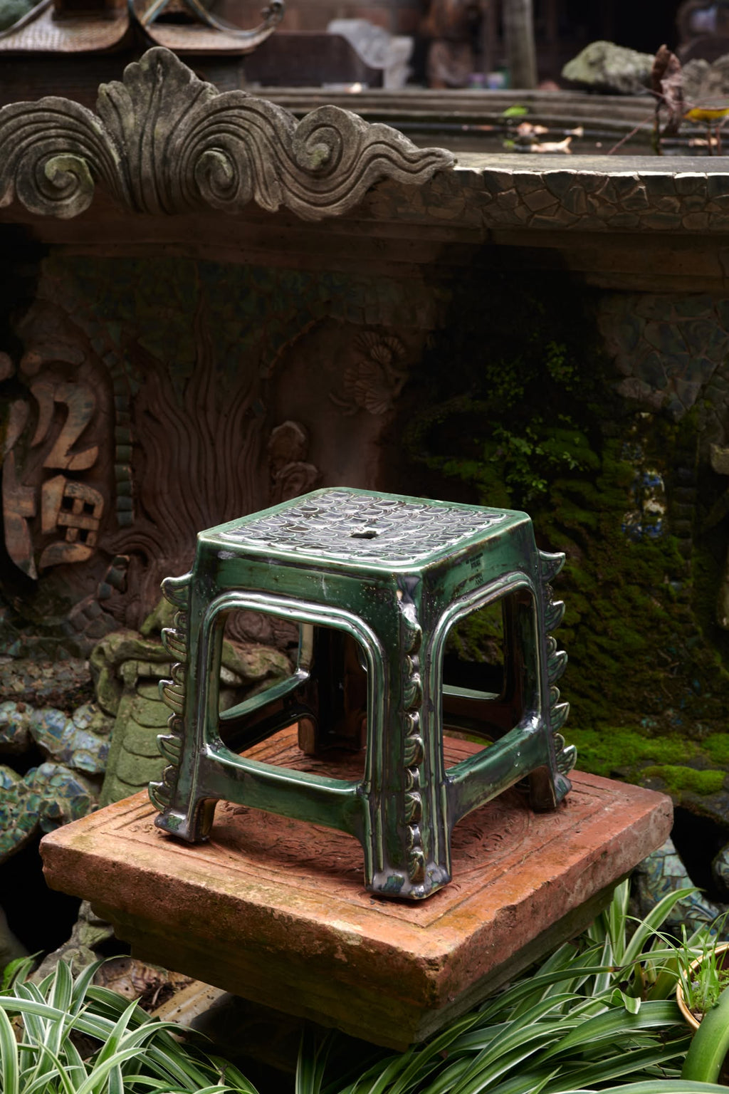 Bat Trang Ceramics -  Dragon Street Ceramic Stool in Green