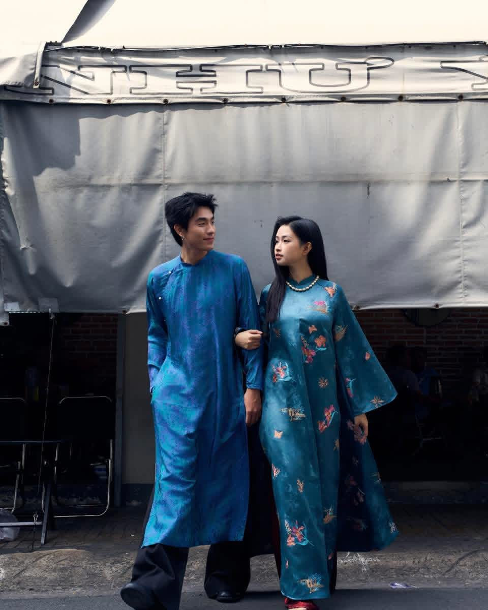 "Loc Tho" Ao Dai for Men - Wormsilk in Light TeL