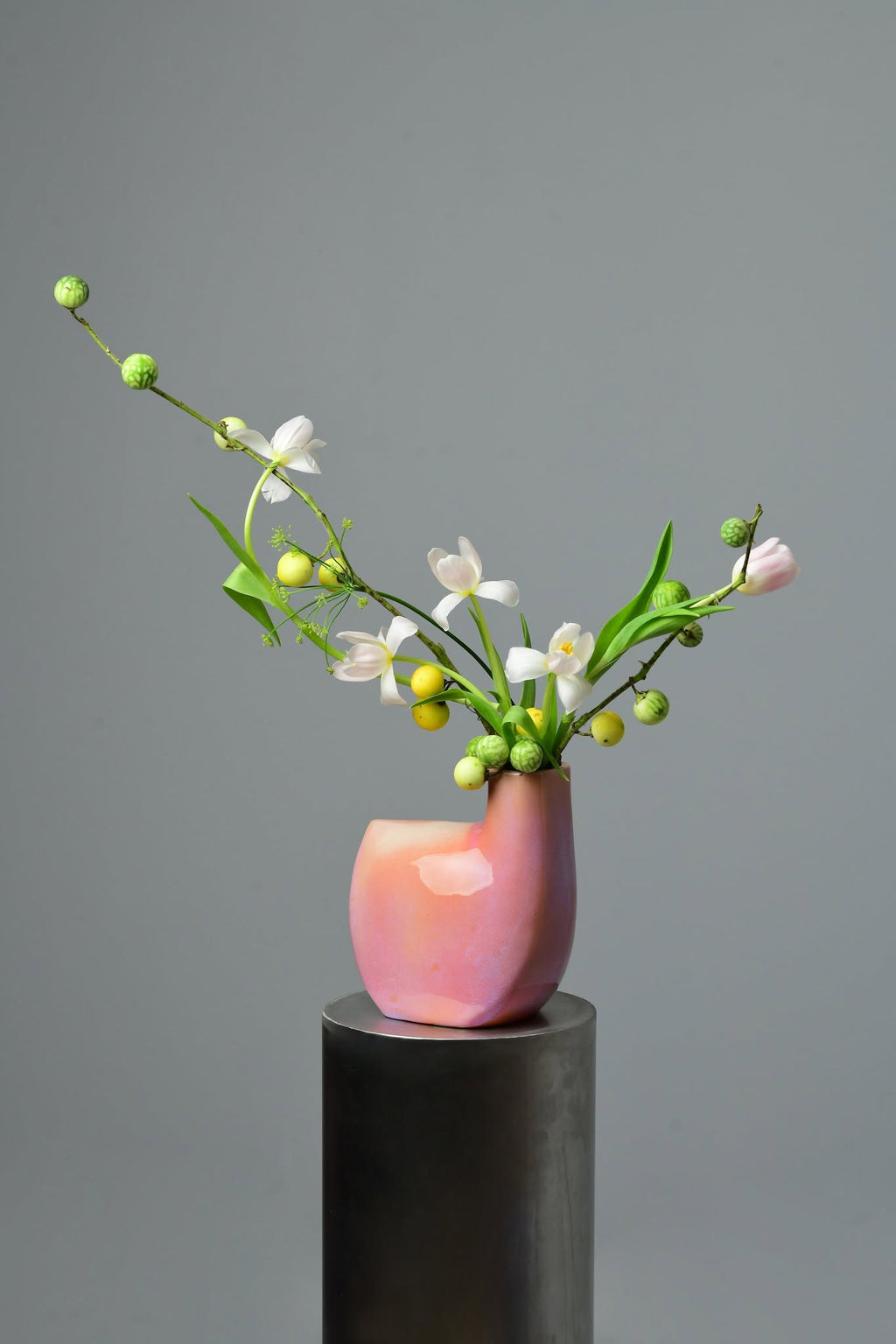 “Nga Nga” – Sculptural Bát Tràng Ceramic Vase