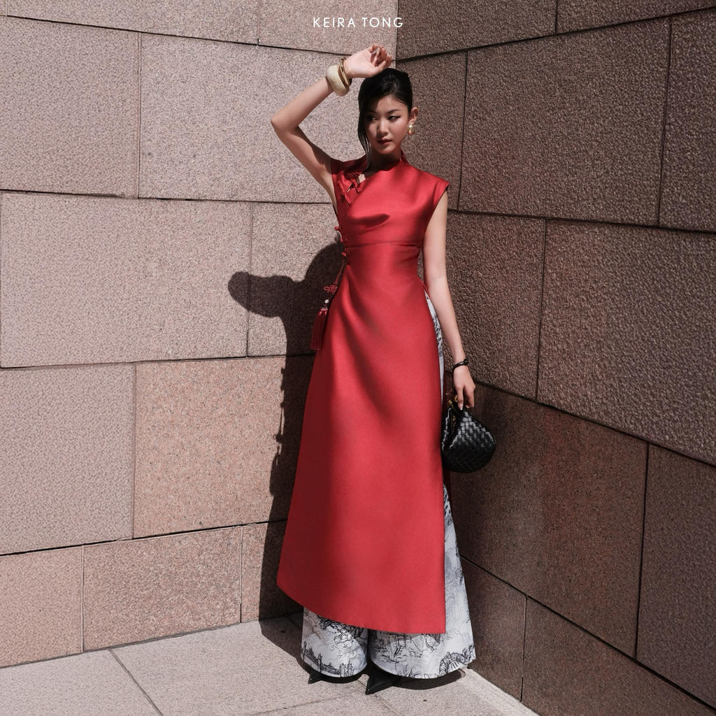 Cac Giai Ky Ao-dai set - Structured Áo Dài with Illustrated Tafta Pant - front view by Keira Tong