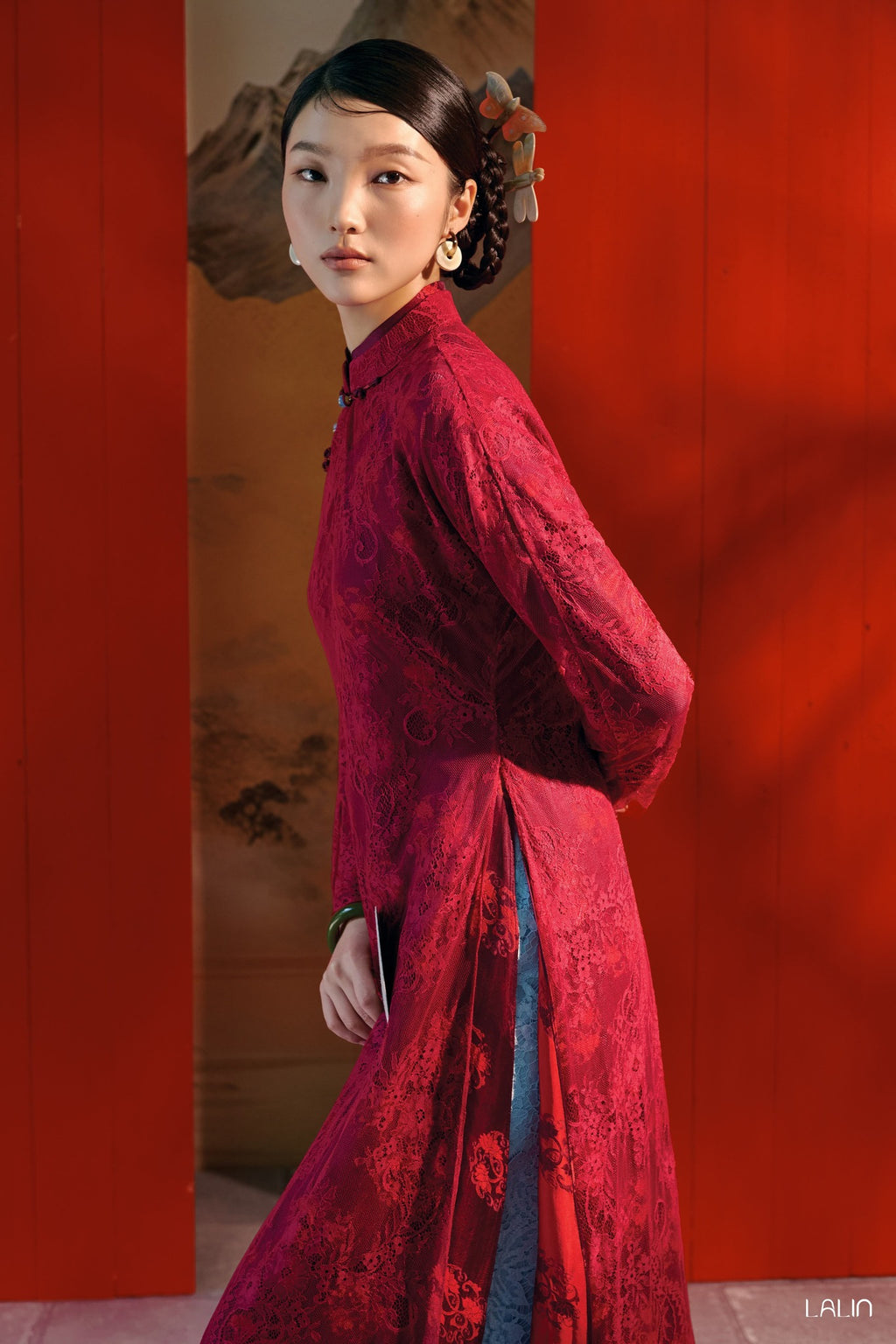 Vietnamese Ao Dai - Nha Khue Ao Dai Set – Doubled Layers in Lace and Wormsilk - side profile in red by Lalin