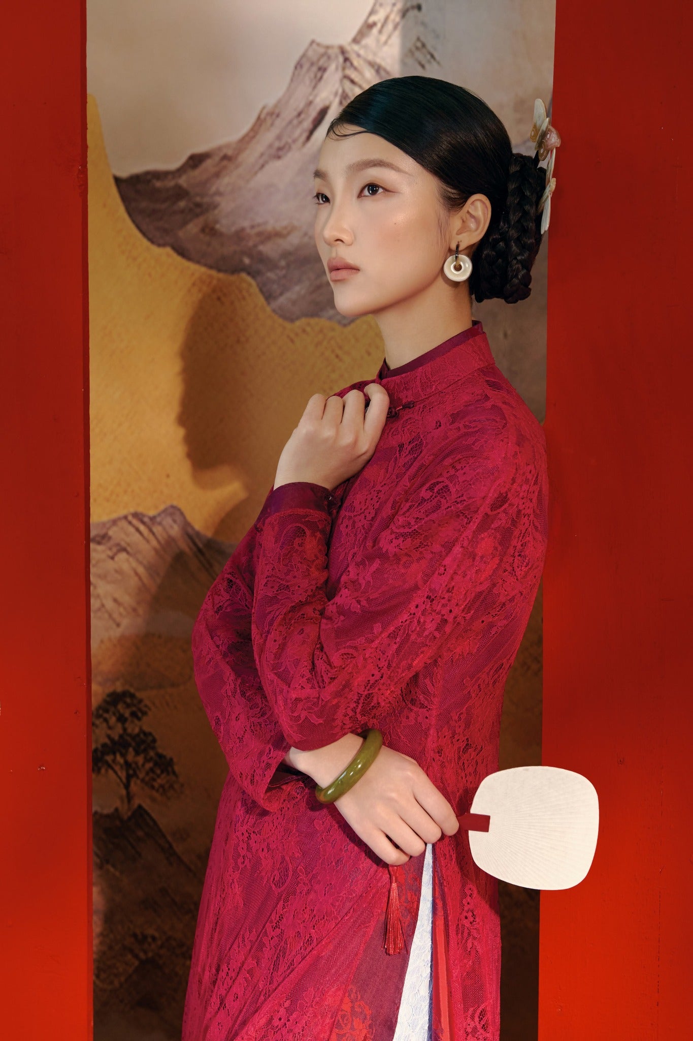 Vietnamese Ao Dai - Nha Khue Ao Dai Set – Doubled Layers in Lace and Wormsilk - side profile in red by Lalin