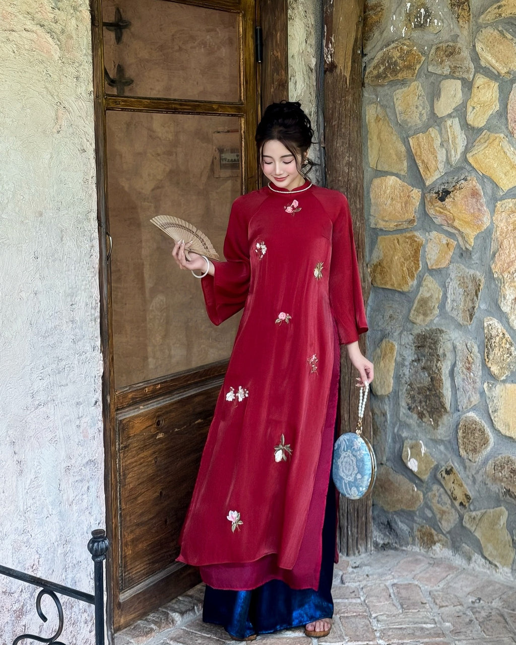 Vietnamese Ao Dai - Xuan Diep Ao-dai Set – Embroidered Silk Áo Dài - front view in burgundy by Moc