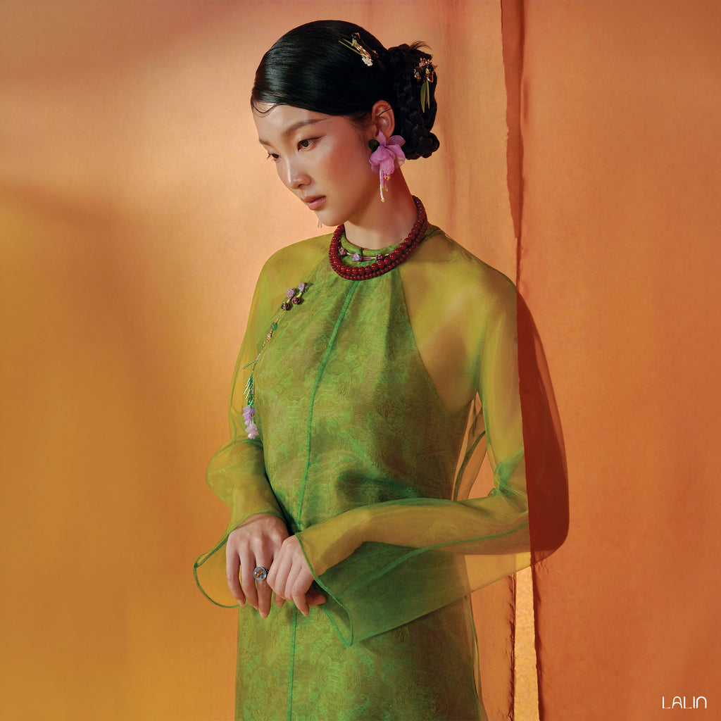 Vietnamese Ao Dai - Khue Tu Ao Dai Set – Doubled Layer in Premium Organza and Wormsilk - side profile in green by Lalin