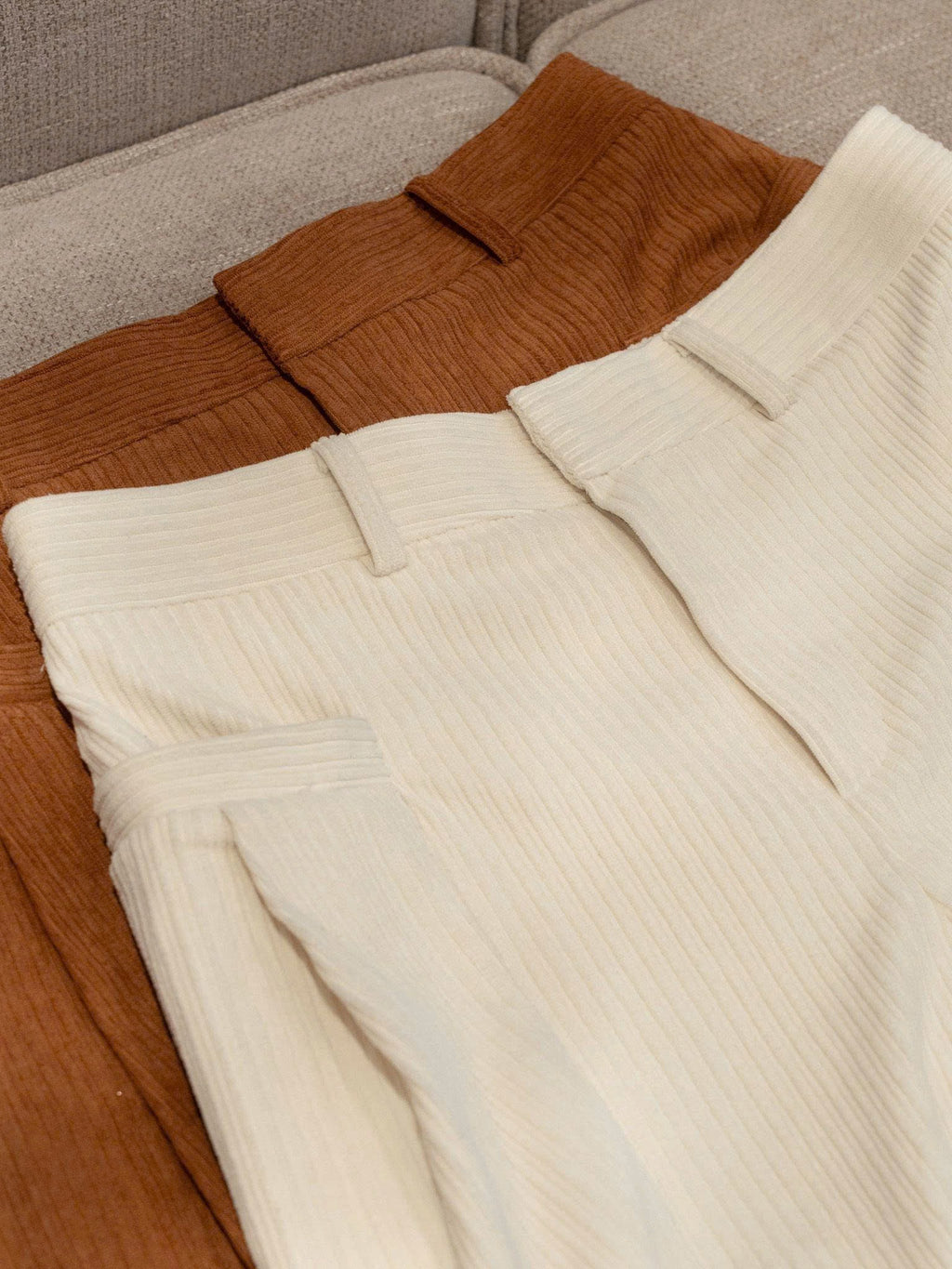 Tùng Men's Ao-dai Pants – Corduroy - detail close-up in cotton in white by Maison LONG