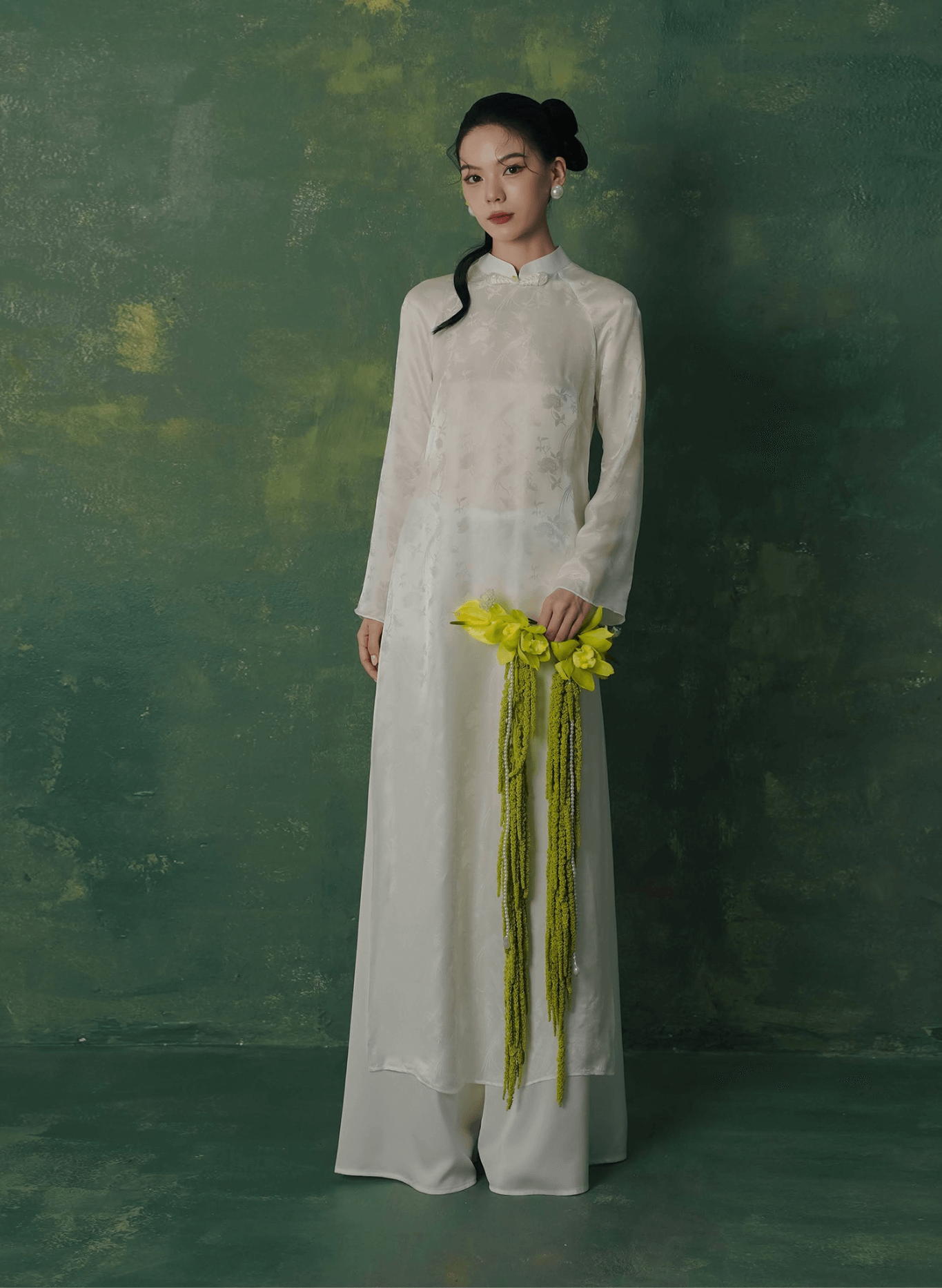 Vietnamese Ao Dai - Thien Kim Ao dai Set - Premium wormsilk with special beaded knot - front view in white by Lalin