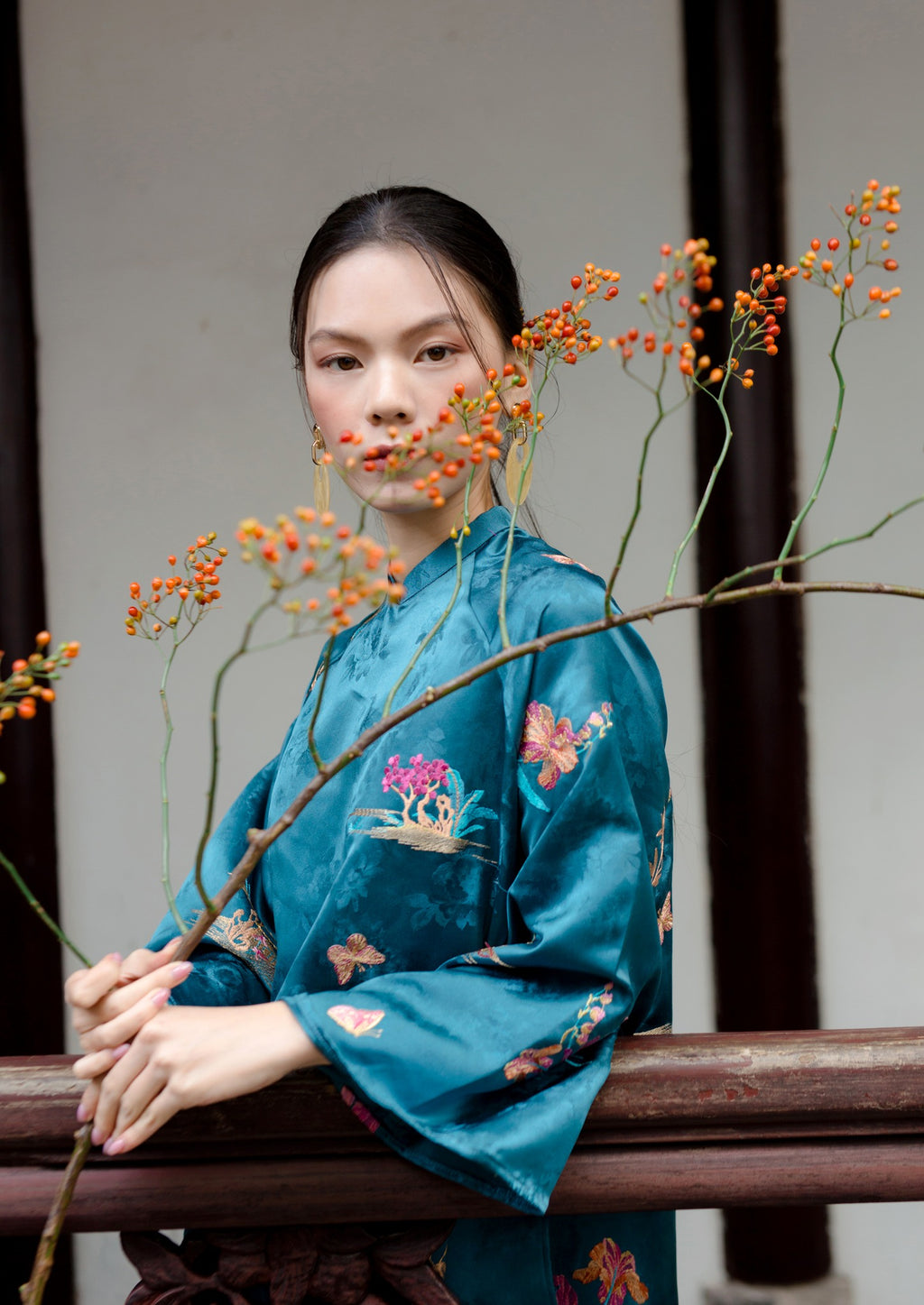 Lan Đình Ao-dai Set – Embroidered in Tranquil Teal [Traditional Cut] - three-quarter angle by Moc