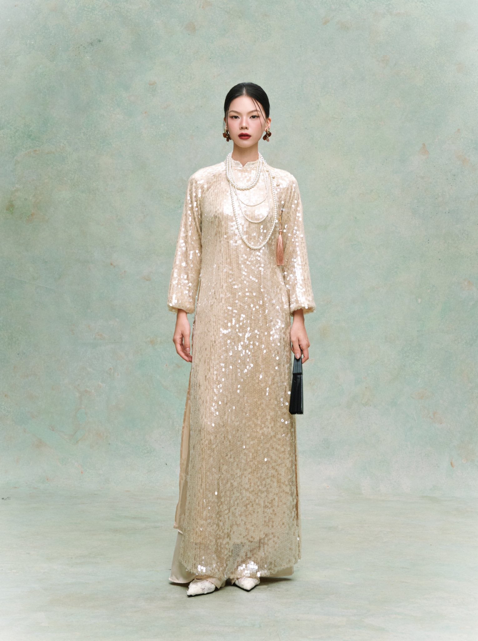 "Moc Nhien" Áo Dài Set - Sequin Ao dai in Champagne
