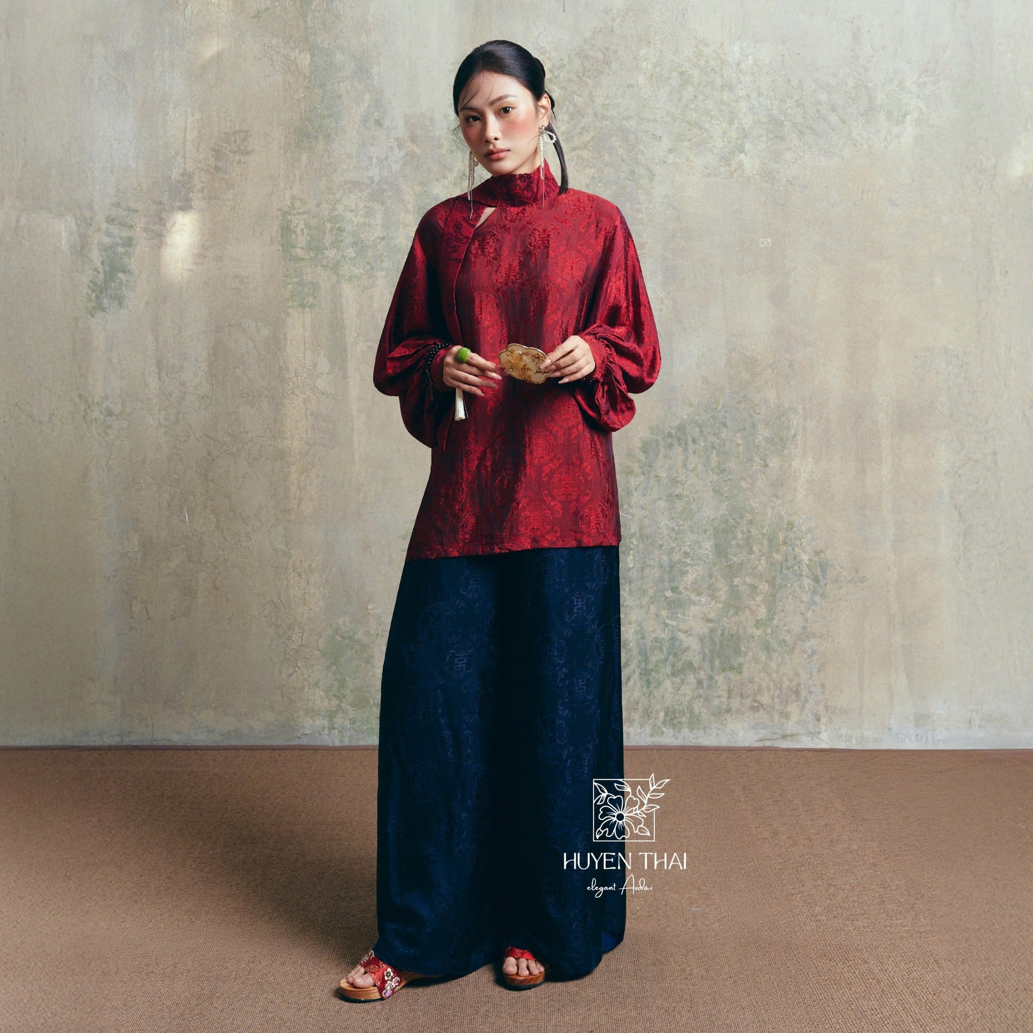 Cat Khanh Áo Ngan Set (short version of Ao-dai) - Wormsilk in Crimson Red & Indigo Blue - front view by Huyen Thai Collection