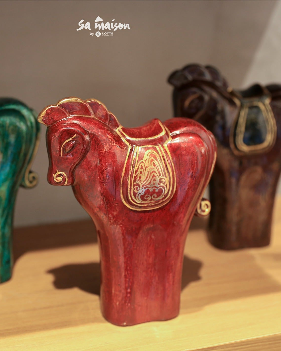 Vietnamese Lacquer - Gallop of Fortune – Premium Lacquer Vase/Decor - front view in red by Sa Maison