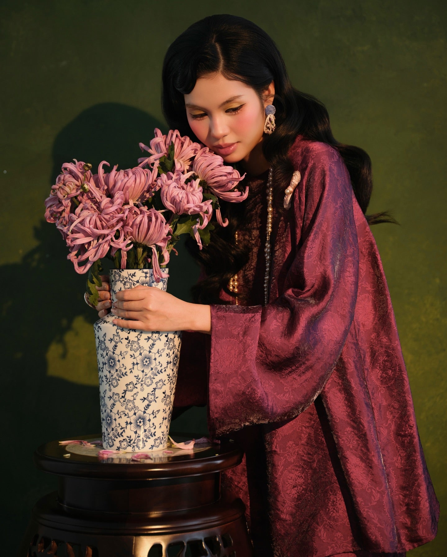 Vietnamese Ao Dai - Moc Tra Bà Ba Set - Tencel in Ripe Plum - styled presentation in velvet in burgundy by Garderobe